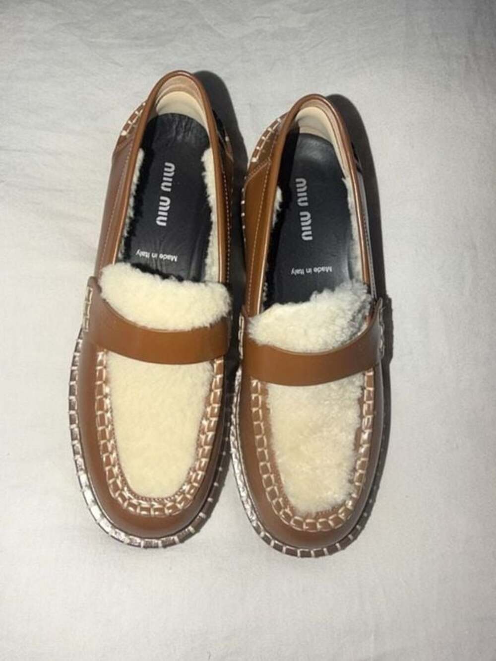 Chloé Noua Shearling-Trimmed Leather Loafers